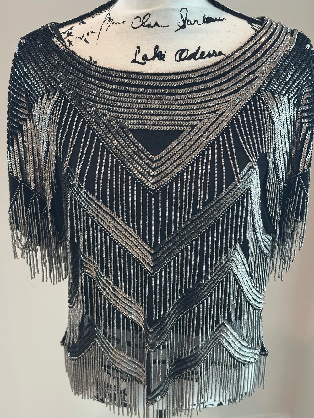 NWOT-VENUS Beaded Fringe Black & Siler size 8 fringe moves with you. - Picture 3 of 14